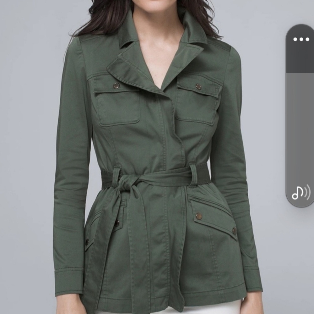 NWT Green WHBM Tailored Jacket with Belt